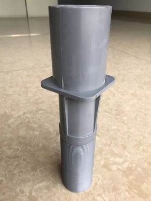 In de Toebehorenabs van de Grondpool de Terugkeer van het Zwembadwater
