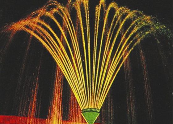 Van de het Verhaal Dansende Fontein van messingschromplate Phoenix de Pijpenstraal